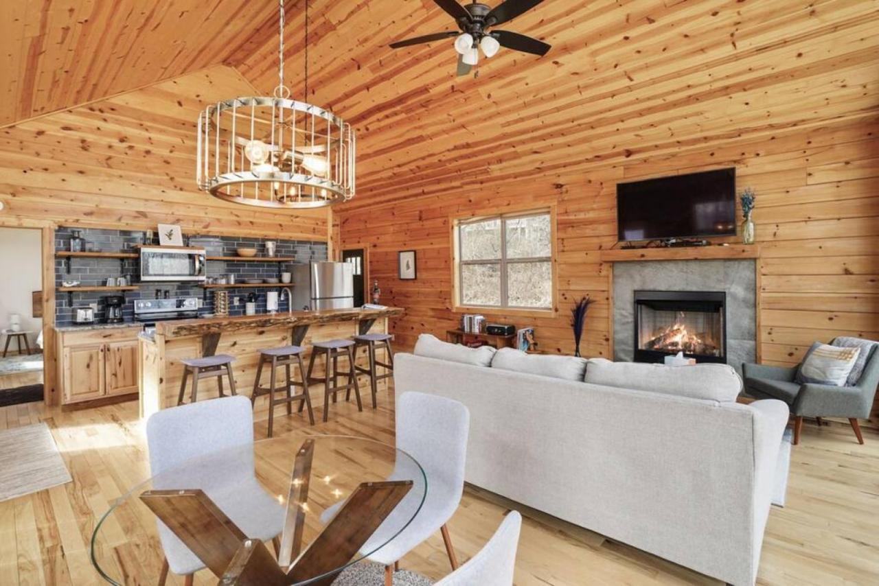 Fern Haven A Modern Take On Hocking Hills Cabins Stella Exteriér fotografie