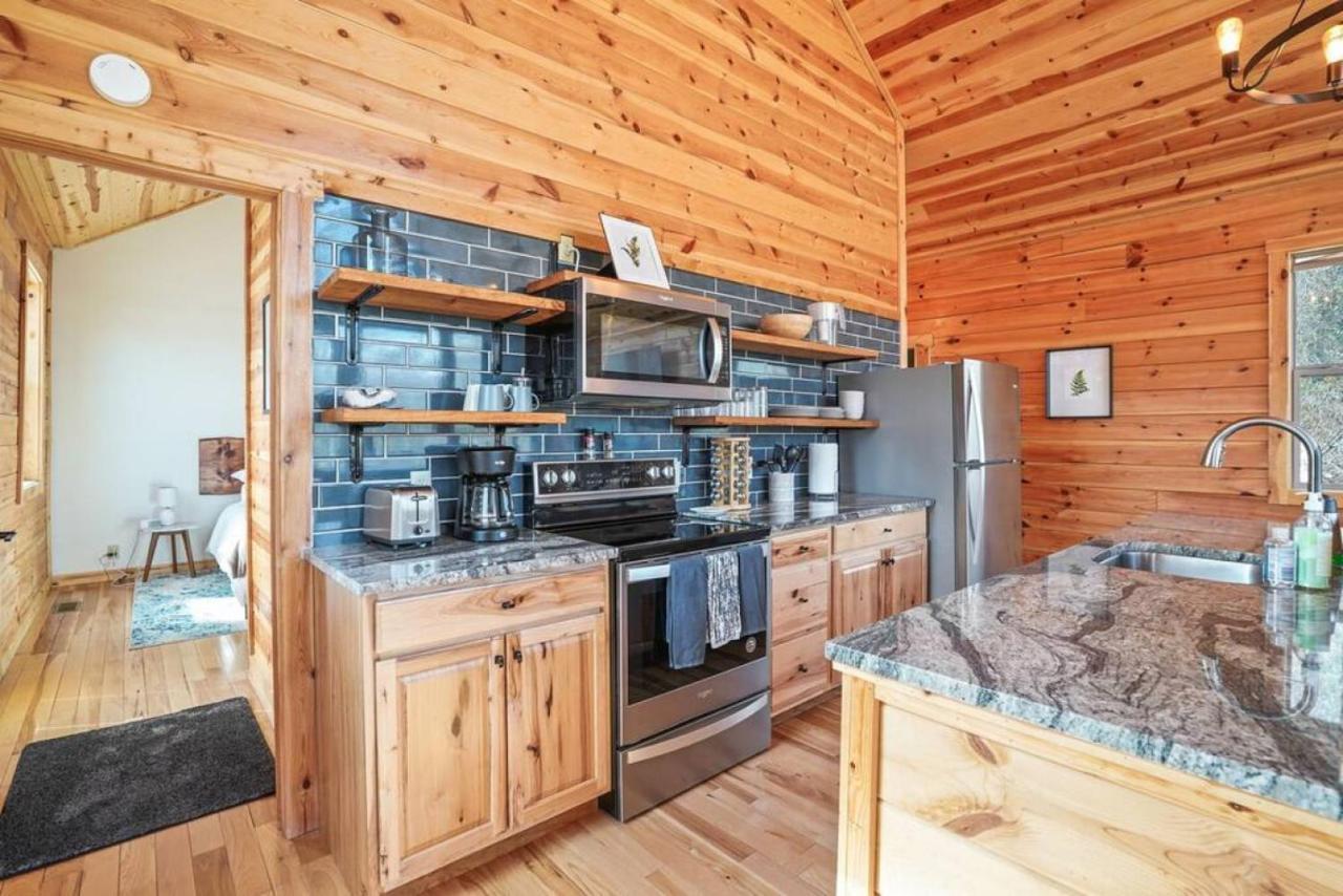 Fern Haven A Modern Take On Hocking Hills Cabins Stella Exteriér fotografie